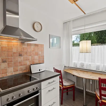 Seenest 'paradies' Mit Parkplatz * Constance