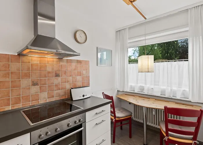 Seenest 'paradies' Mit Parkplatz * Costanza